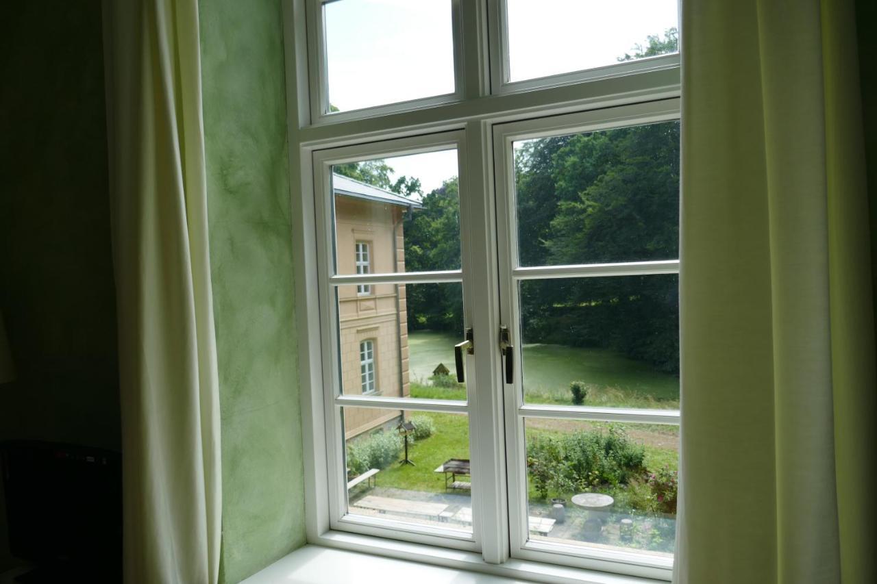 Landhaus Schloss Koelzow Exterior foto
