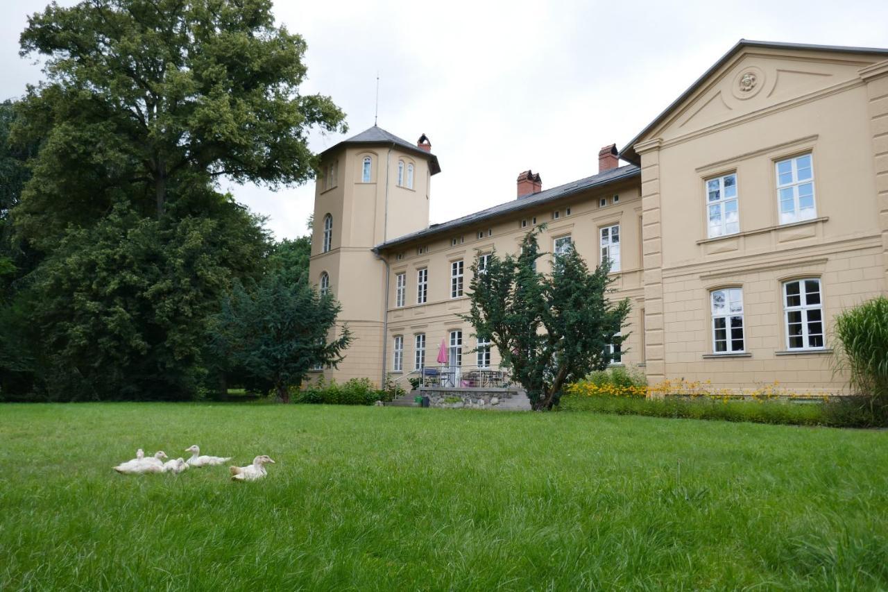 Landhaus Schloss Koelzow Exterior foto