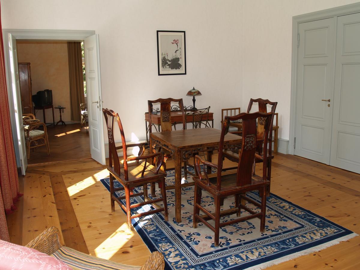 Landhaus Schloss Koelzow Exterior foto